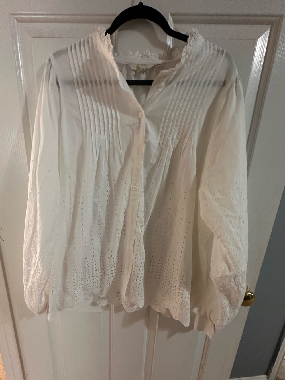 Boden White cotton eyelet long sleeve button blouse Women’s US size 20-22